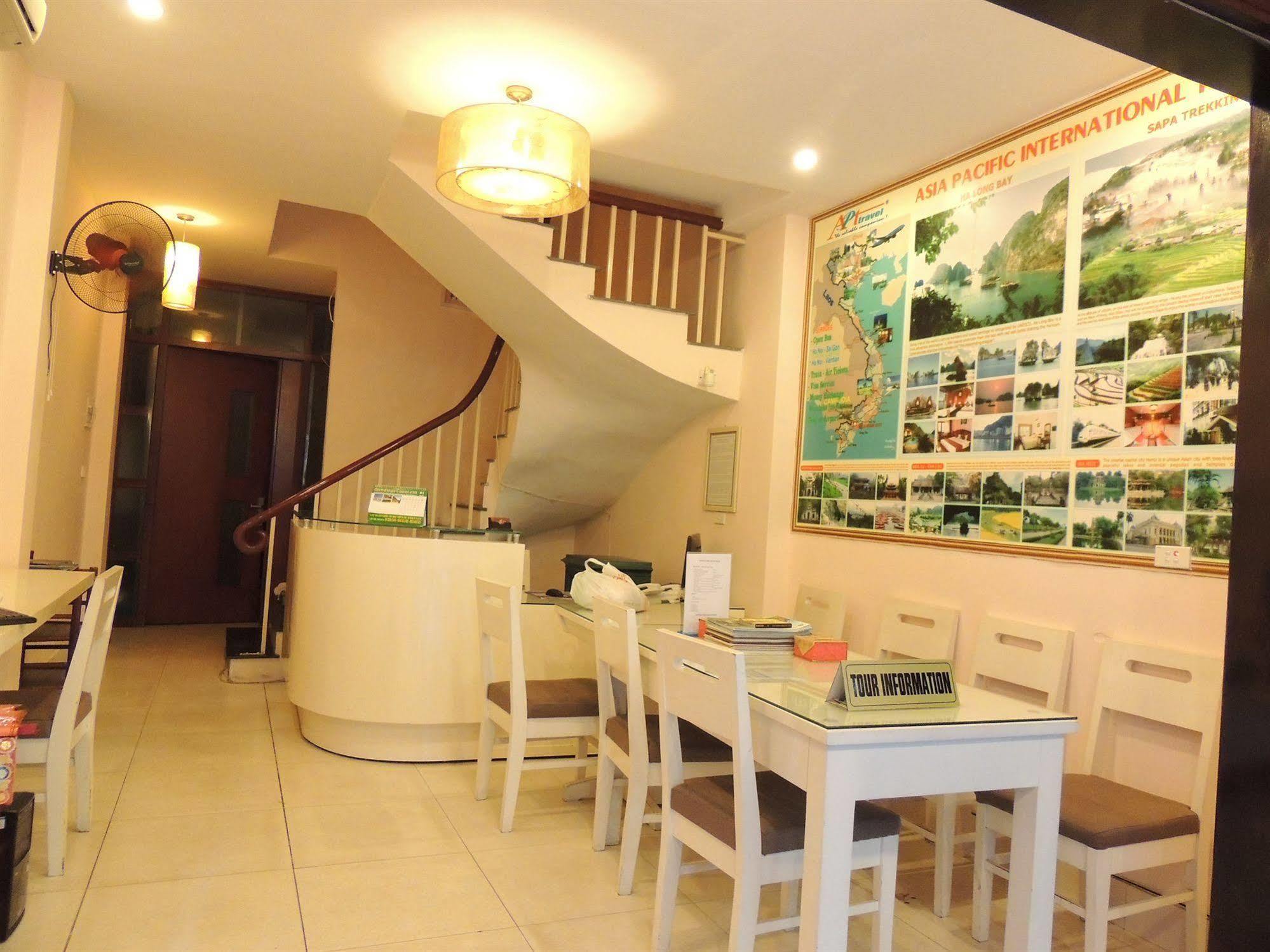 22Land Residence Hotel & Spa 52 Ngo Huyen Hanoi Exteriör bild
